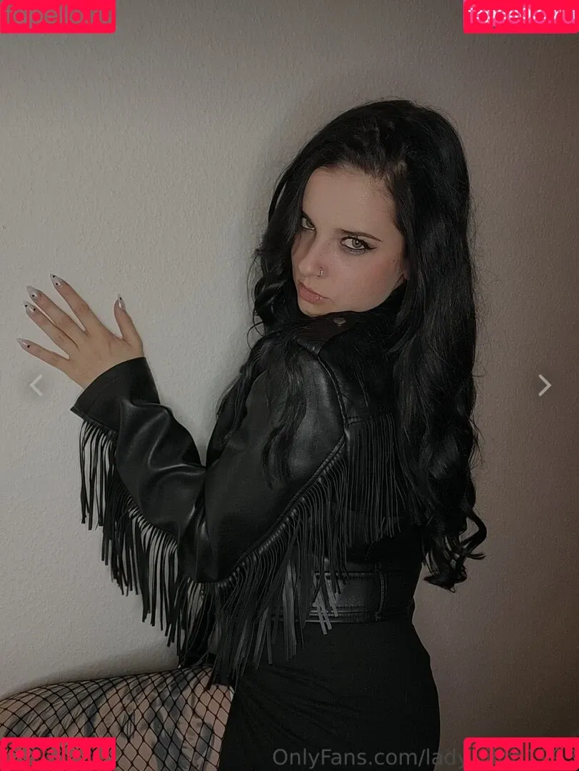 Hija de la Luna Onlyfans Photo Gallery 