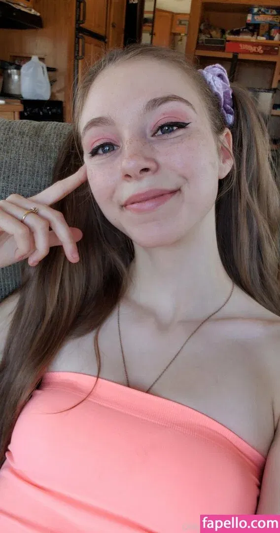 Hija de la Luna Onlyfans Photo Gallery 