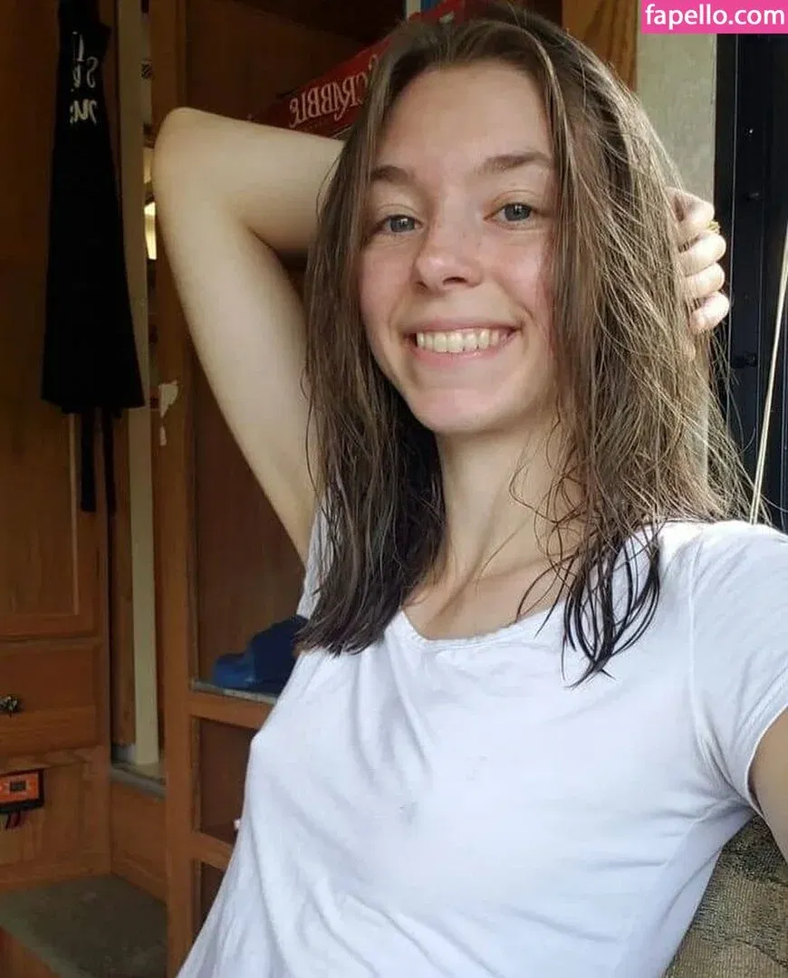 Hija de la Luna Onlyfans Photo Gallery 