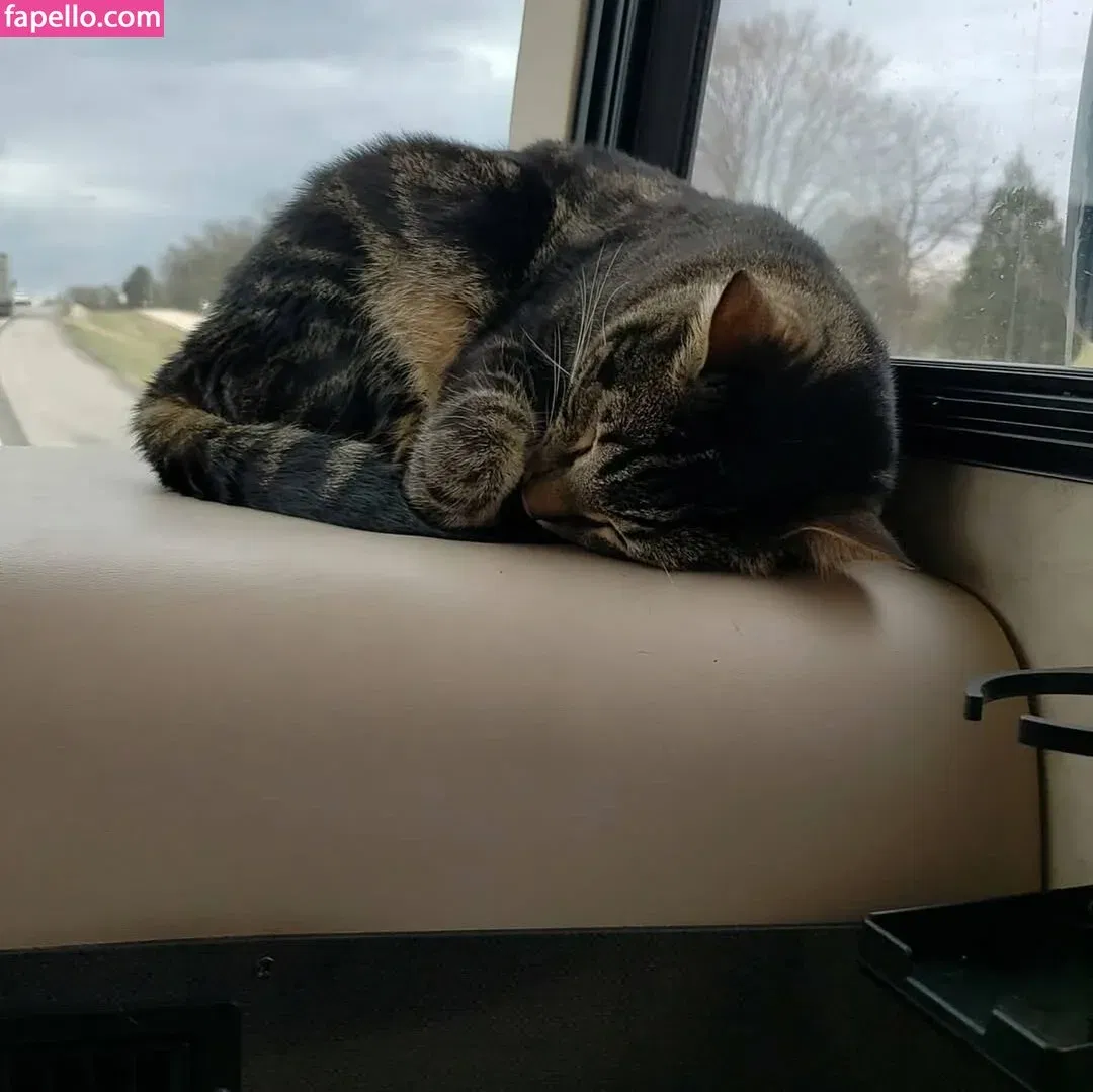 Hija de la Luna Onlyfans Photo Gallery 