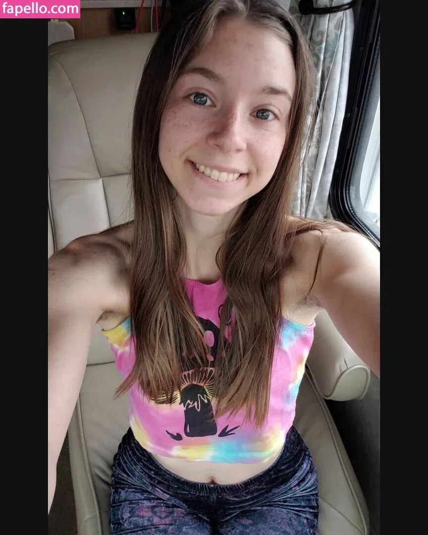 Hija de la Luna Onlyfans Photo Gallery 