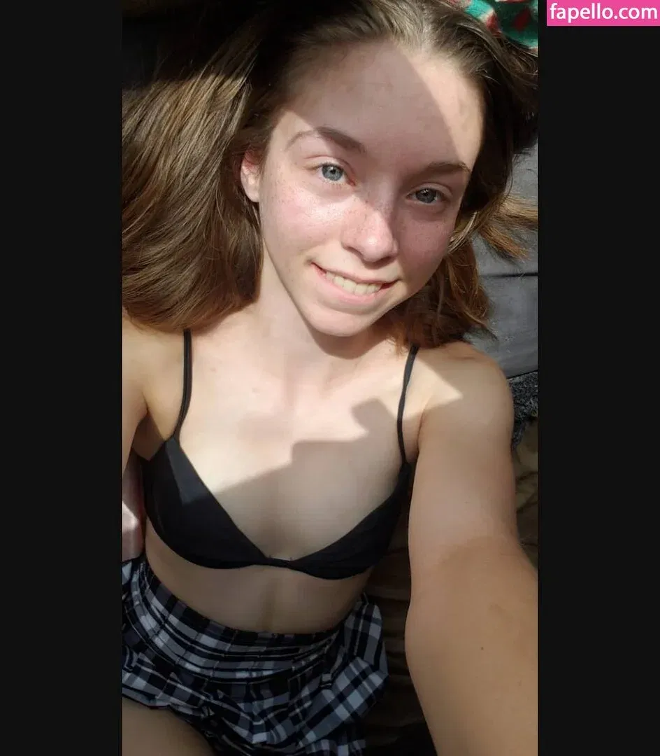 Hija de la Luna Onlyfans Photo Gallery 