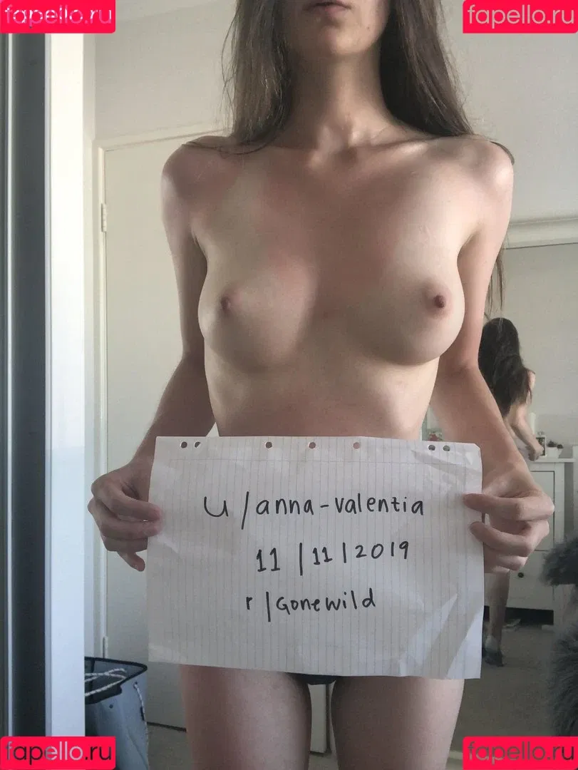 Anna Valentia: Anna-valentia Onlyfans Photo Gallery 