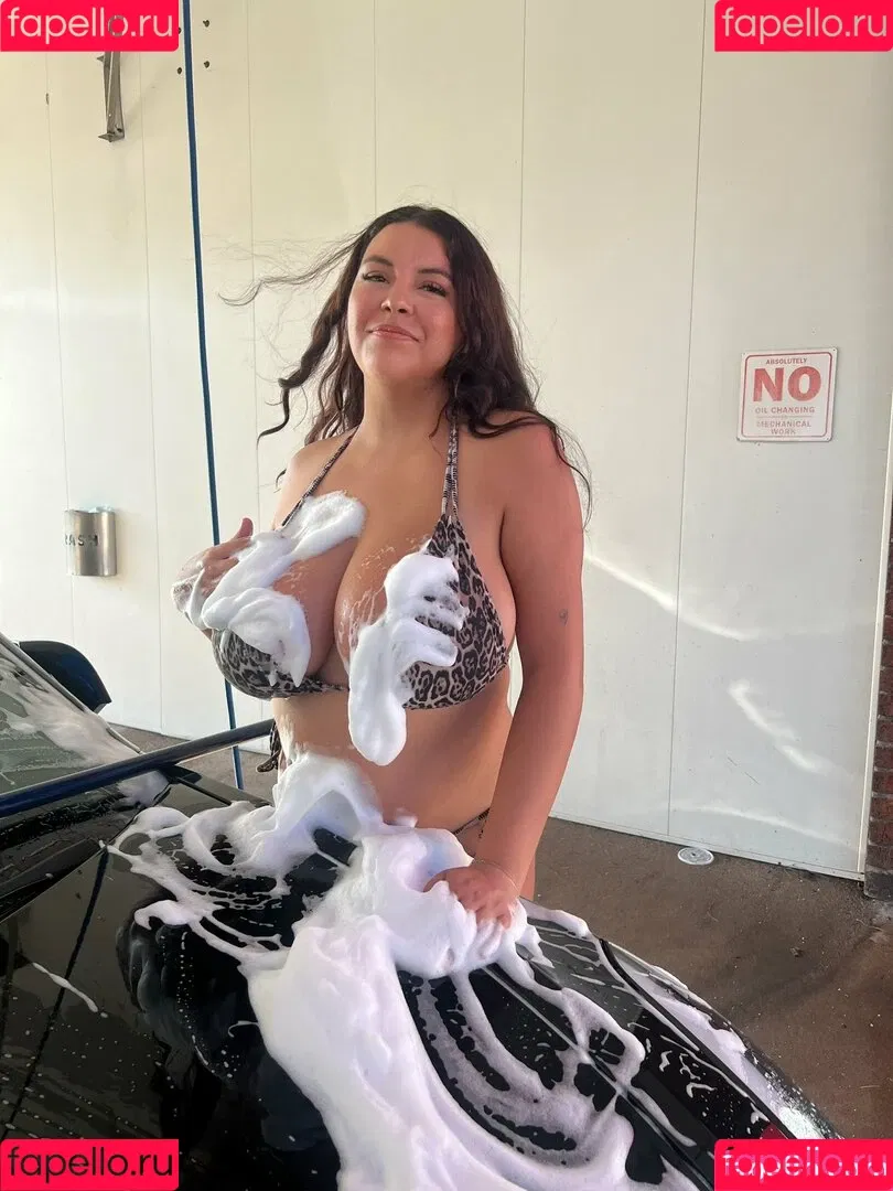 lenajugs Onlyfans Photo Gallery 