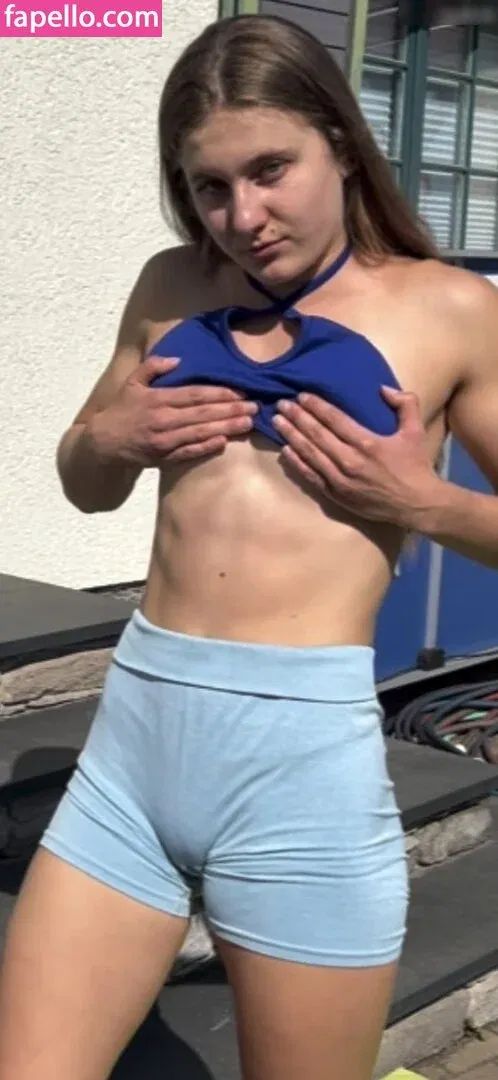 Anabel und Maria Glocker Onlyfans Photo Gallery 