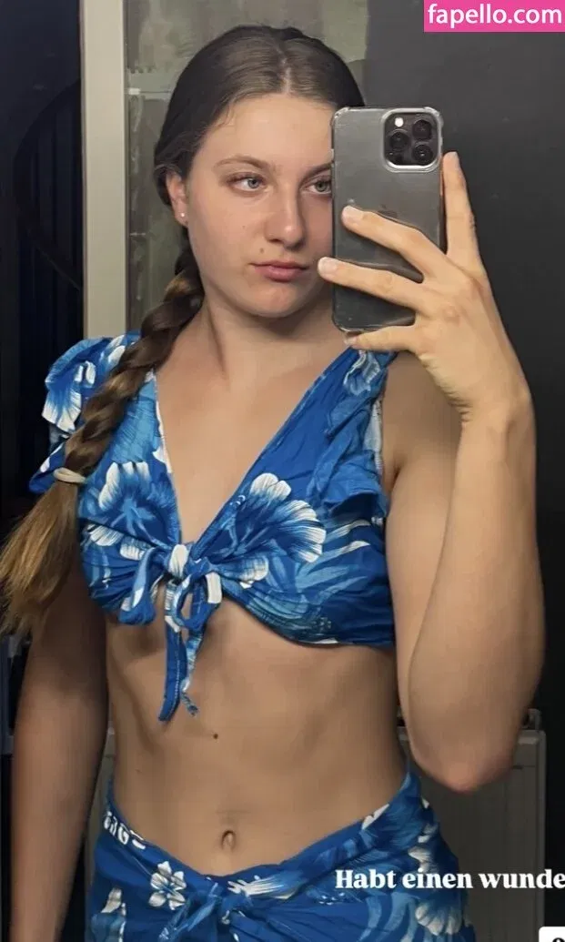 Anabel und Maria Glocker Onlyfans Photo Gallery 