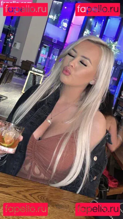 Shauni Scanlan Onlyfans Photo Gallery 