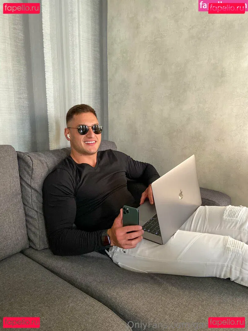 garihalefree Onlyfans Photo Gallery 