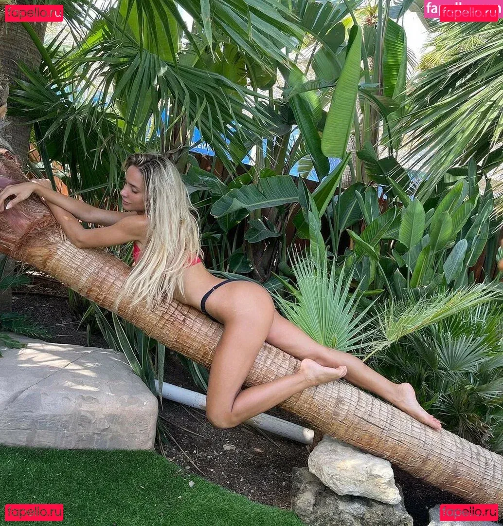 Abby Vouge Onlyfans Photo Gallery 