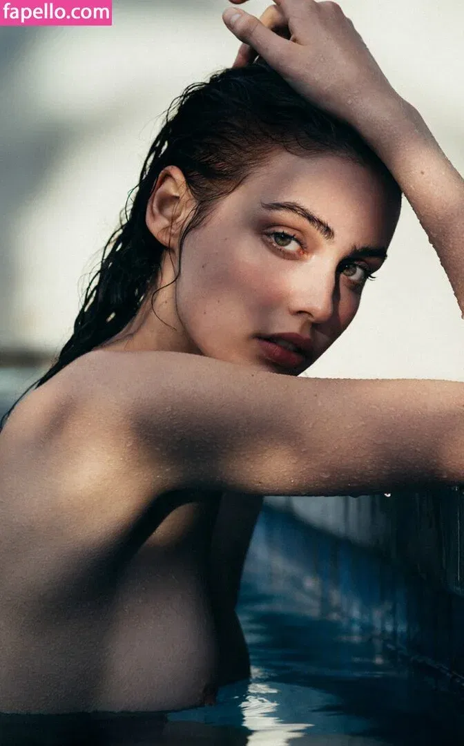 Sera Mann Onlyfans Photo Gallery 