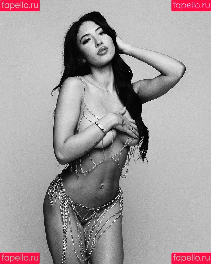 Charlie Joy Onlyfans Photo Gallery 