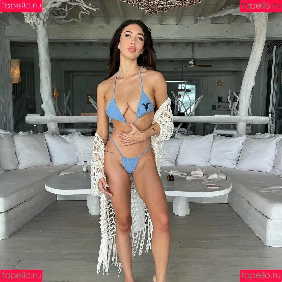 Charlie Joy Onlyfans Photo Gallery 