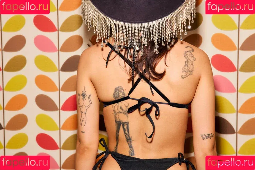 Charlie Joy Onlyfans Photo Gallery 