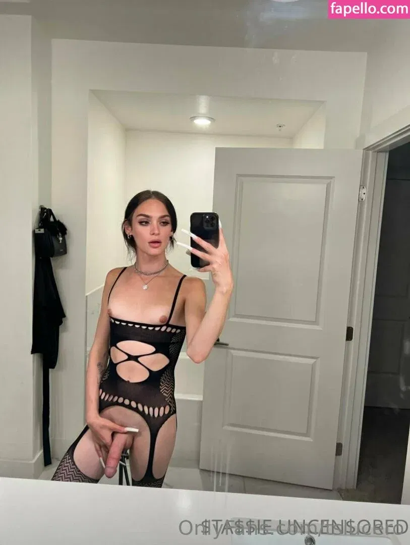 tslucero Onlyfans Photo Gallery 