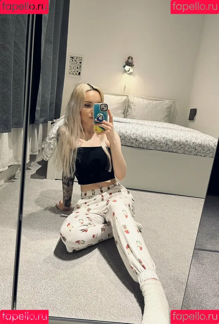 Baffy Onlyfans Photo Gallery 