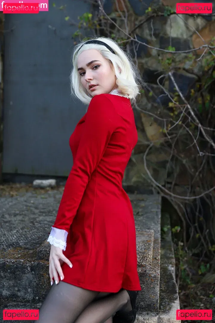 OMGCosplay Onlyfans Photo Gallery 