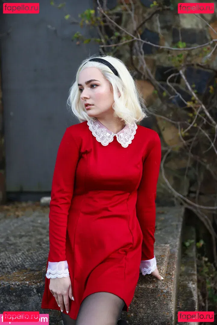 OMGCosplay Onlyfans Photo Gallery 