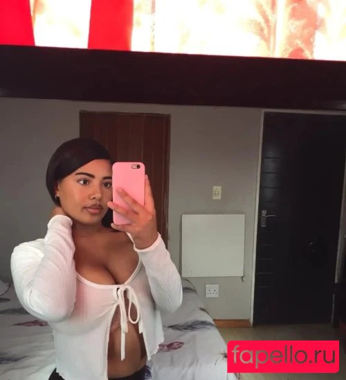 Amber Brits Nude Onlyfans Photo 32