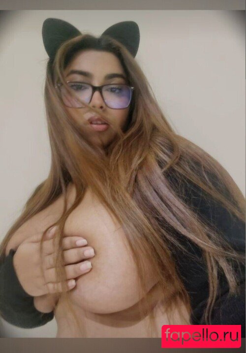 Amber Brits Nude Onlyfans Photo 29