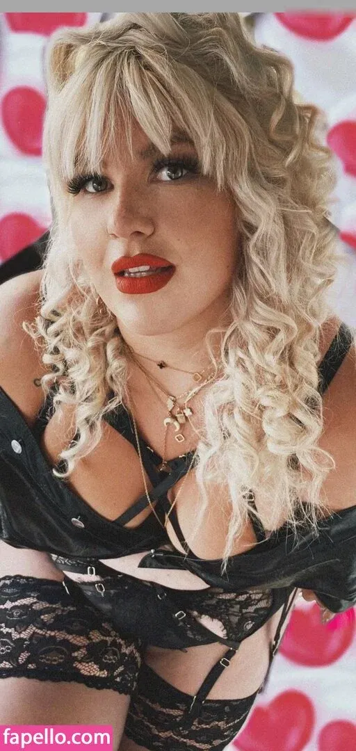 Mareike Flügge Onlyfans Photo Gallery 