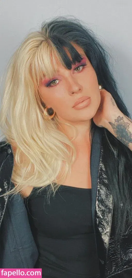 Mareike Flügge Onlyfans Photo Gallery 