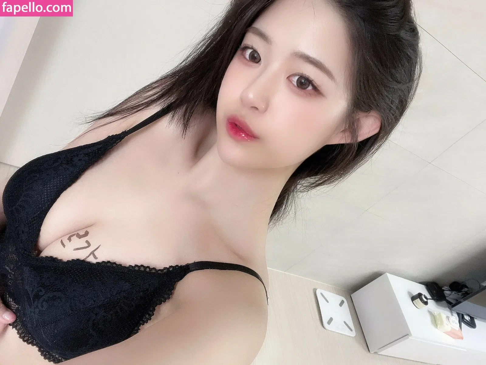 goinmul Onlyfans Photo Gallery 