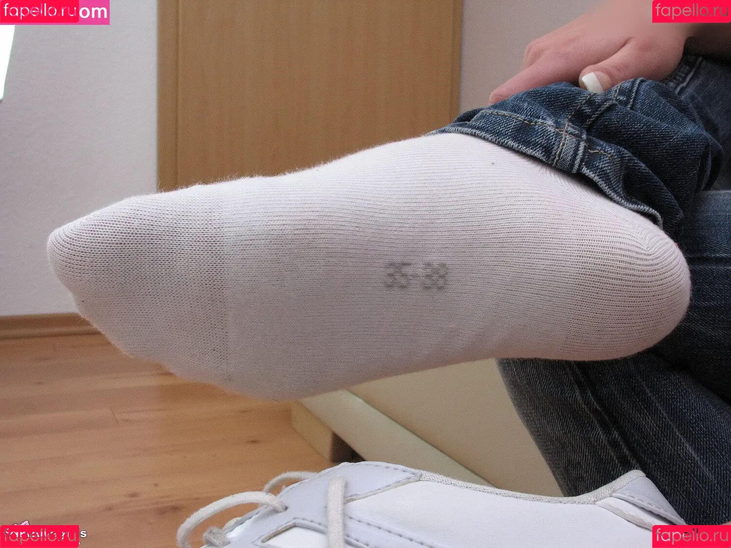 Footlovegirls Onlyfans Photo Gallery 