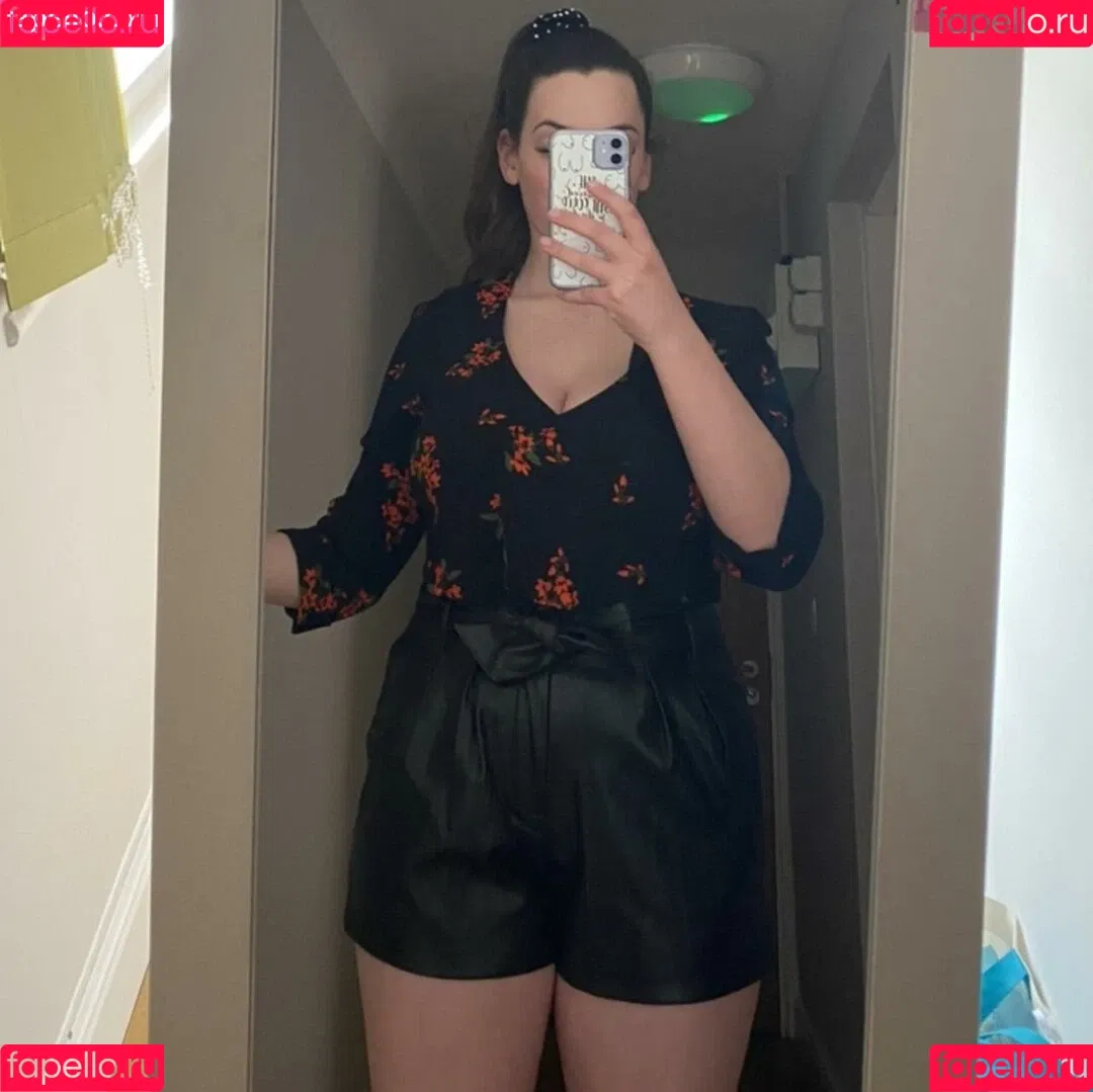 Danielle Smith Onlyfans Photo Gallery 