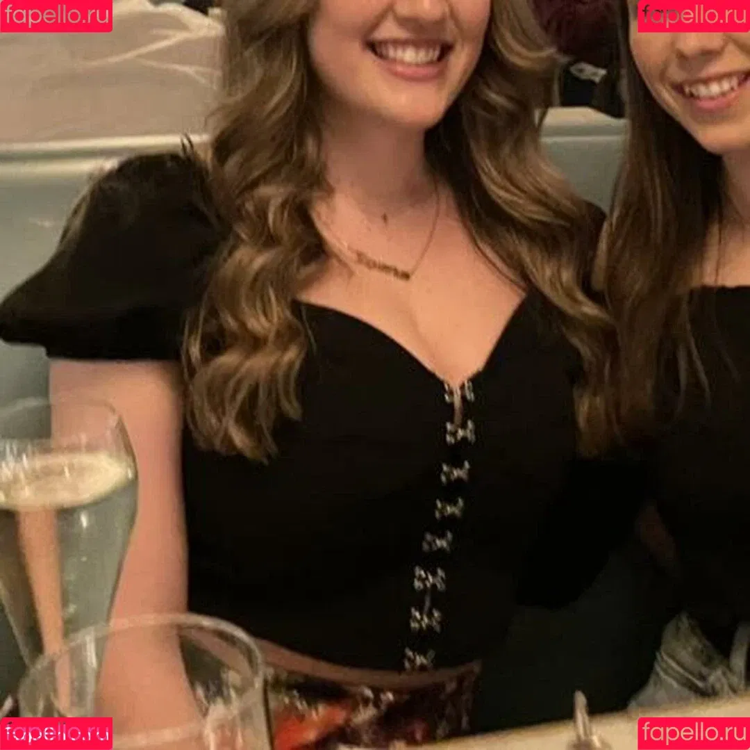 Danielle Smith Onlyfans Photo Gallery 