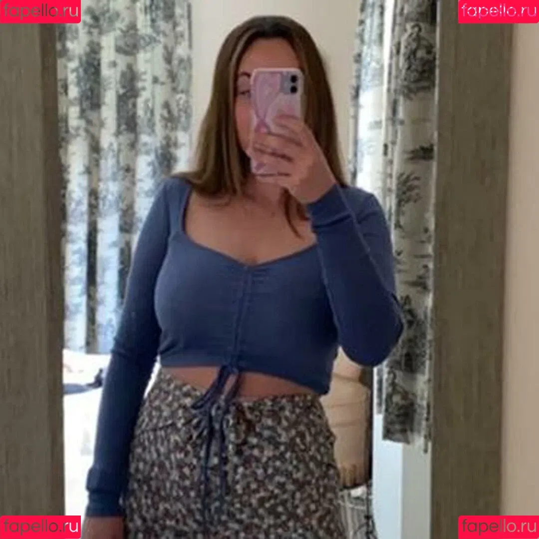 Danielle Smith Onlyfans Photo Gallery 