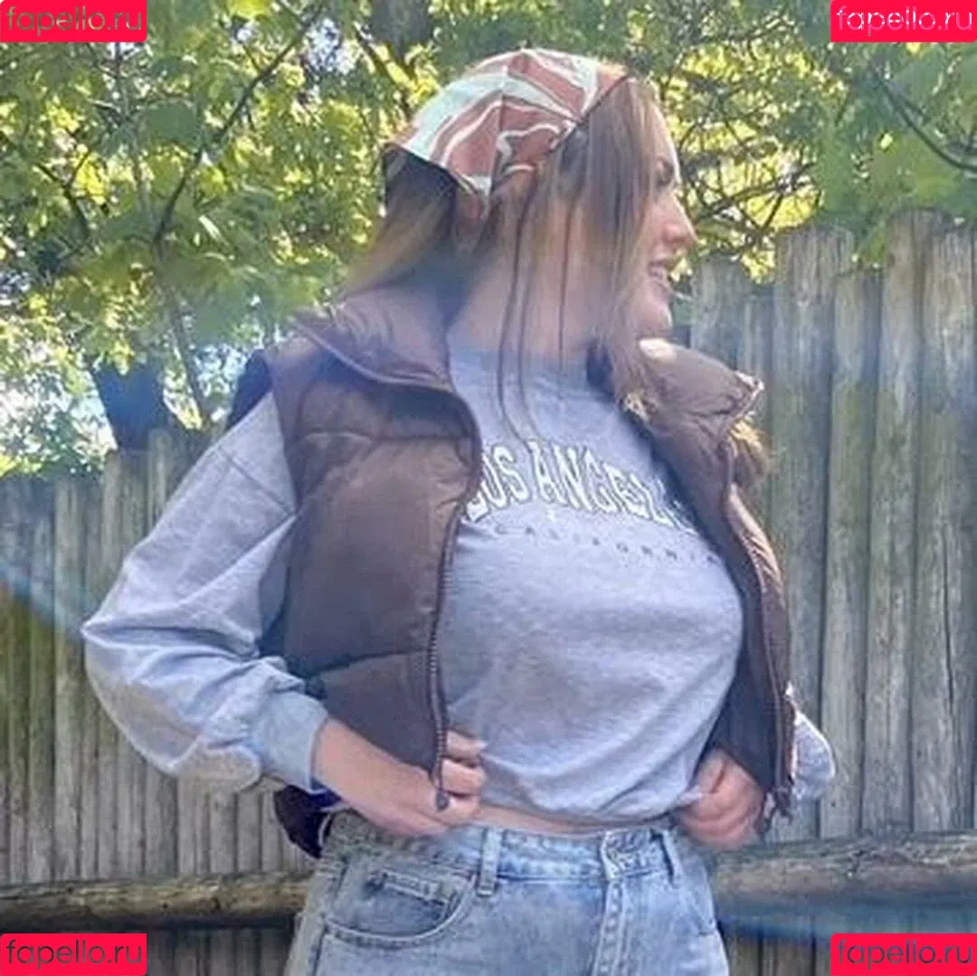 Danielle Smith Onlyfans Photo Gallery 