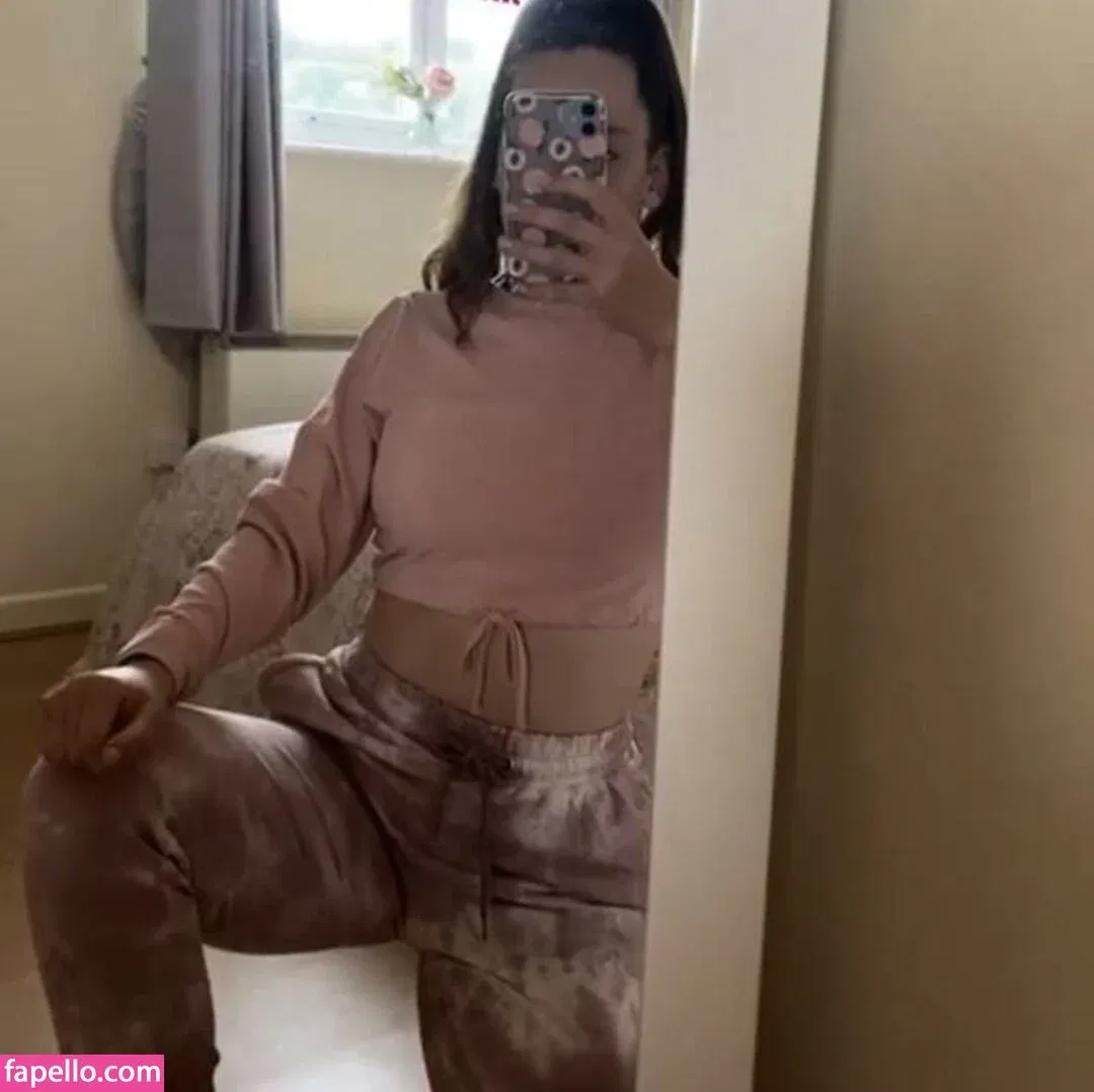 Danielle Smith Onlyfans Photo Gallery 