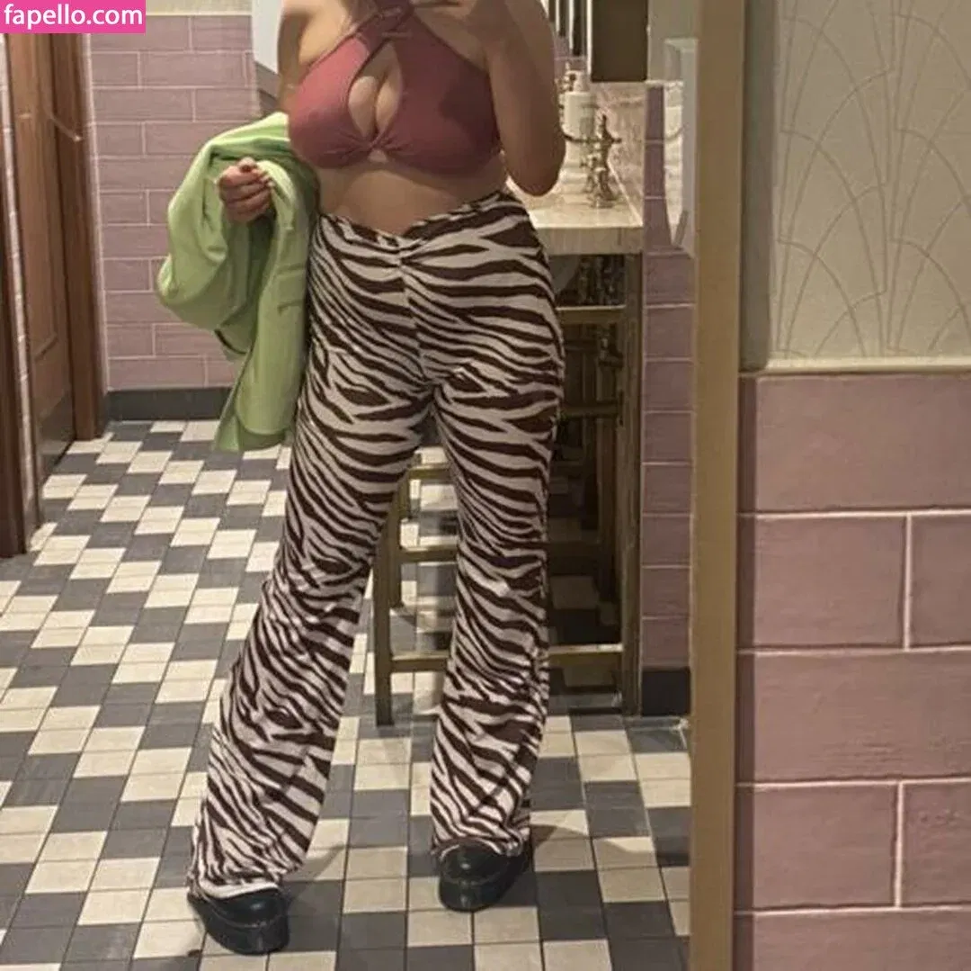 Danielle Smith Onlyfans Photo Gallery 