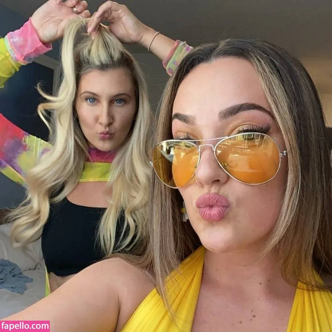 Danielle Smith Onlyfans Photo Gallery 