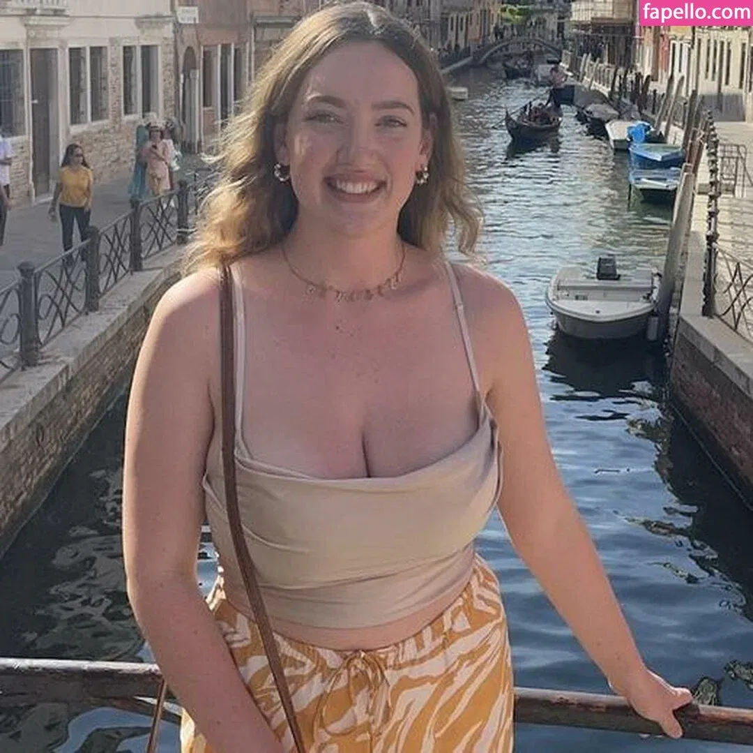 Danielle Smith Onlyfans Photo Gallery 