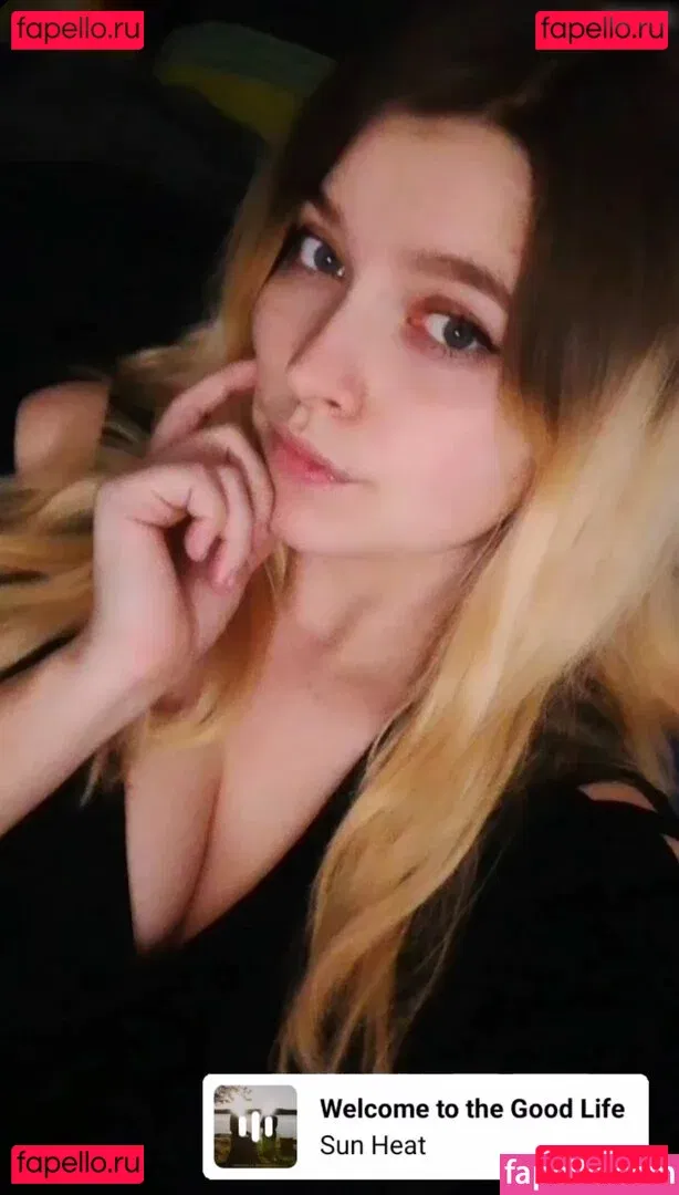 Itsschmolli Onlyfans Photo Gallery 