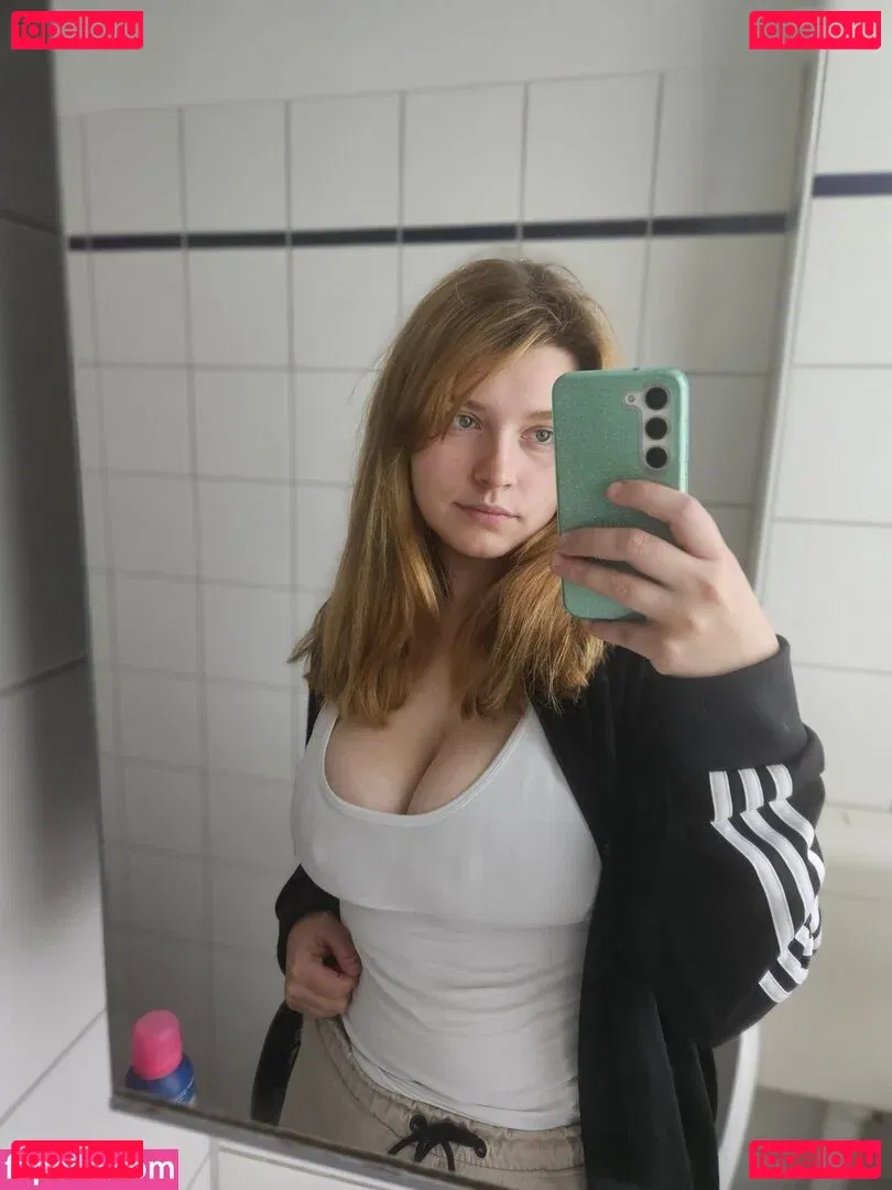 Itsschmolli Onlyfans Photo Gallery 