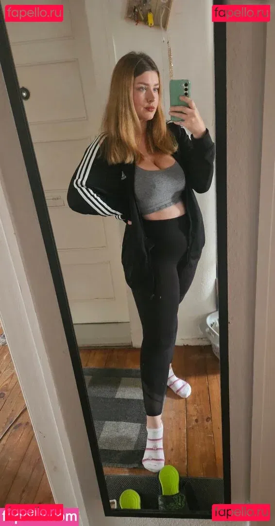 Itsschmolli Onlyfans Photo Gallery 