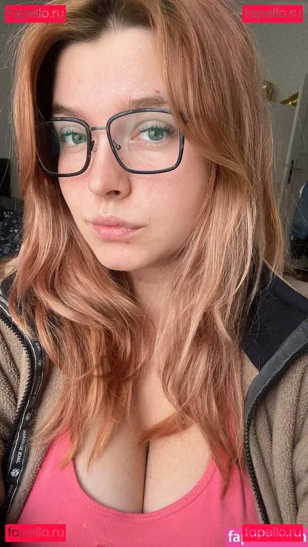 Itsschmolli Onlyfans Photo Gallery 