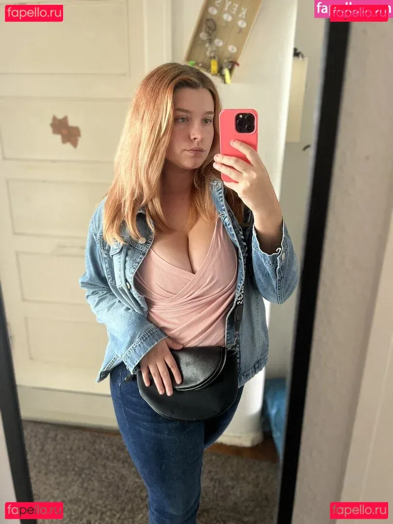 Itsschmolli Onlyfans Photo Gallery 