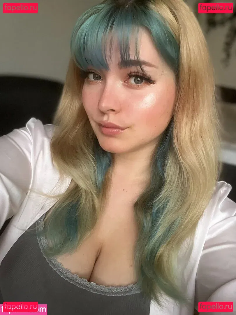 Itsschmolli Onlyfans Photo Gallery 