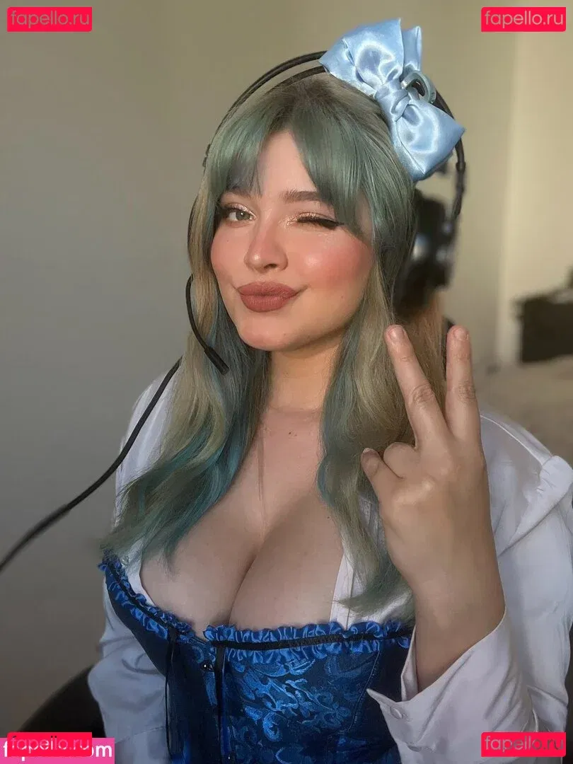 Itsschmolli Onlyfans Photo Gallery 