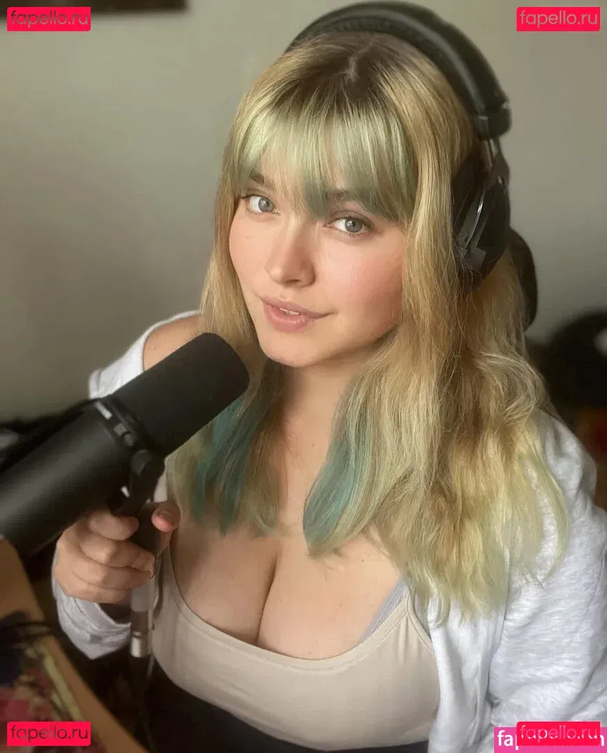 Itsschmolli Onlyfans Photo Gallery 