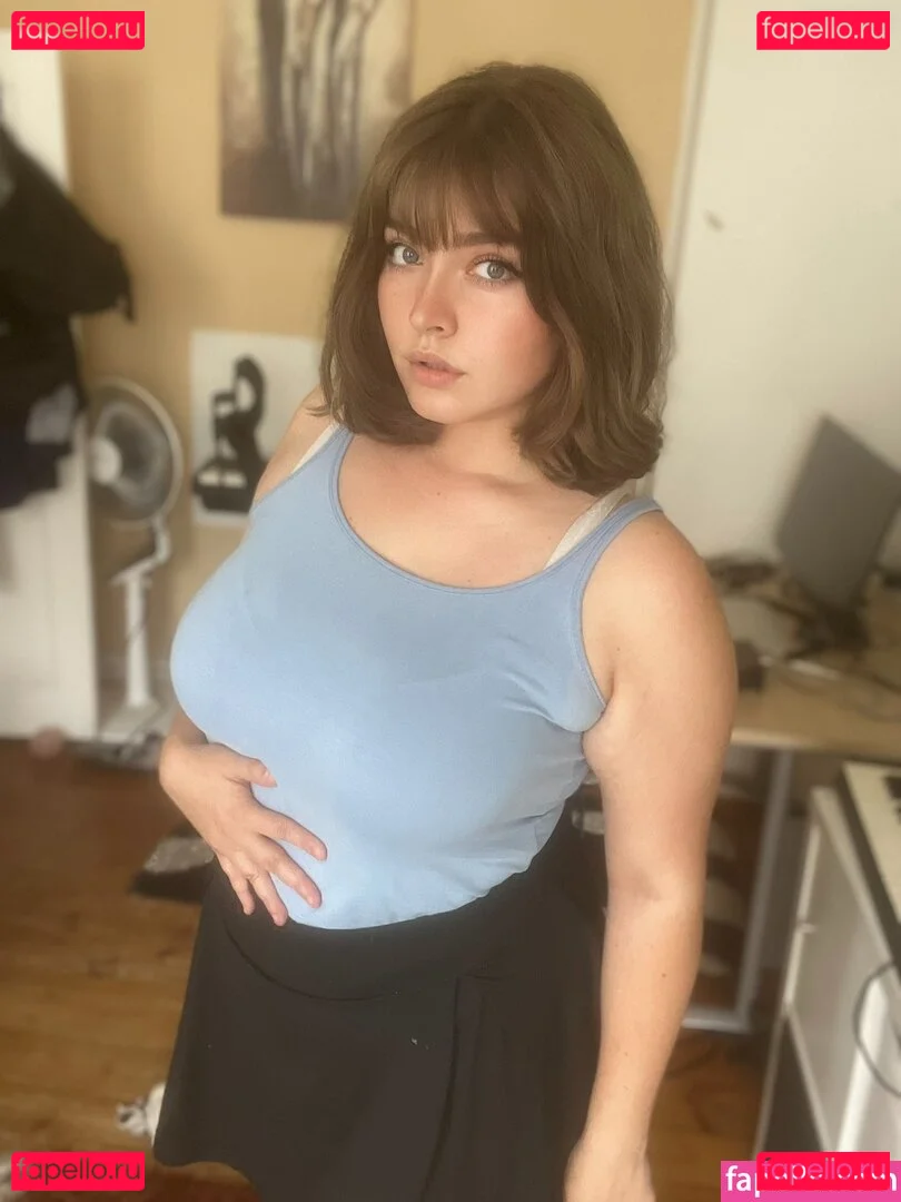 Itsschmolli Onlyfans Photo Gallery 