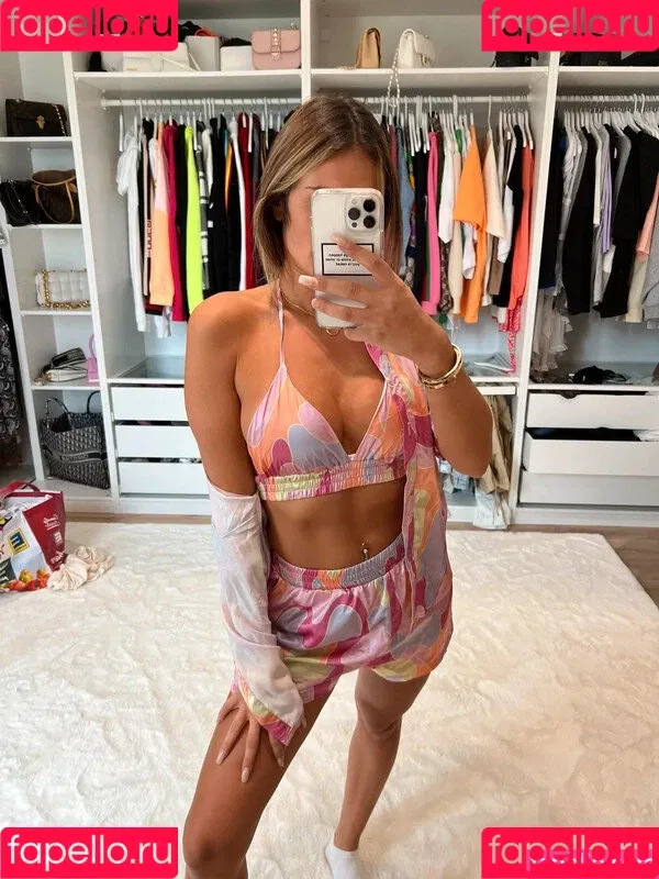 Melissa Deines Onlyfans Photo Gallery 