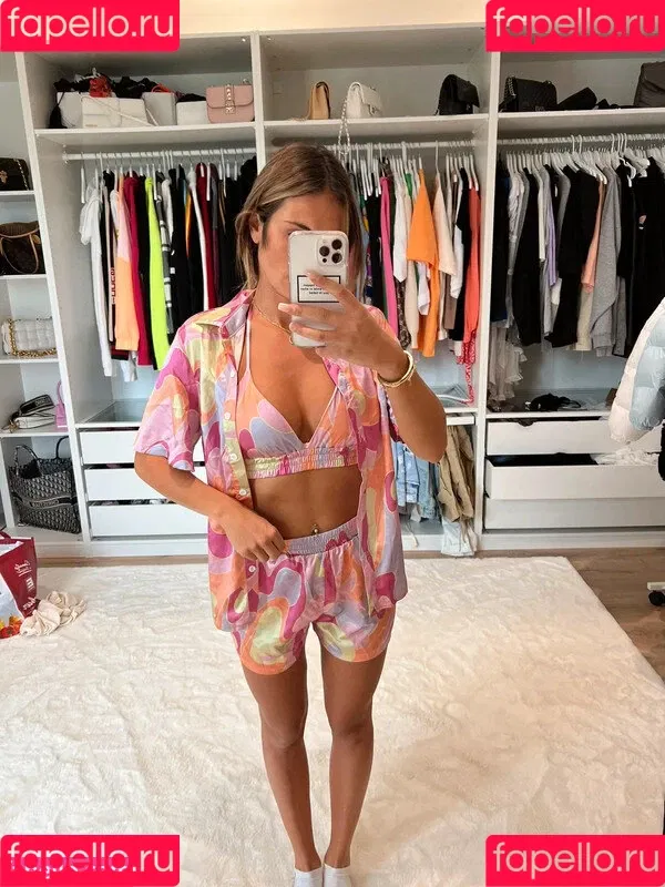Melissa Deines Onlyfans Photo Gallery 
