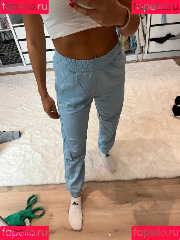 Melissa Deines Onlyfans Photo Gallery 