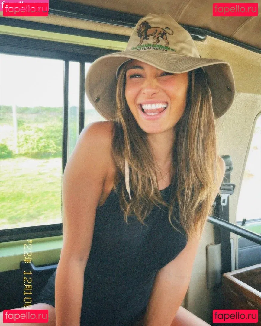 Melissa Deines Onlyfans Photo Gallery 