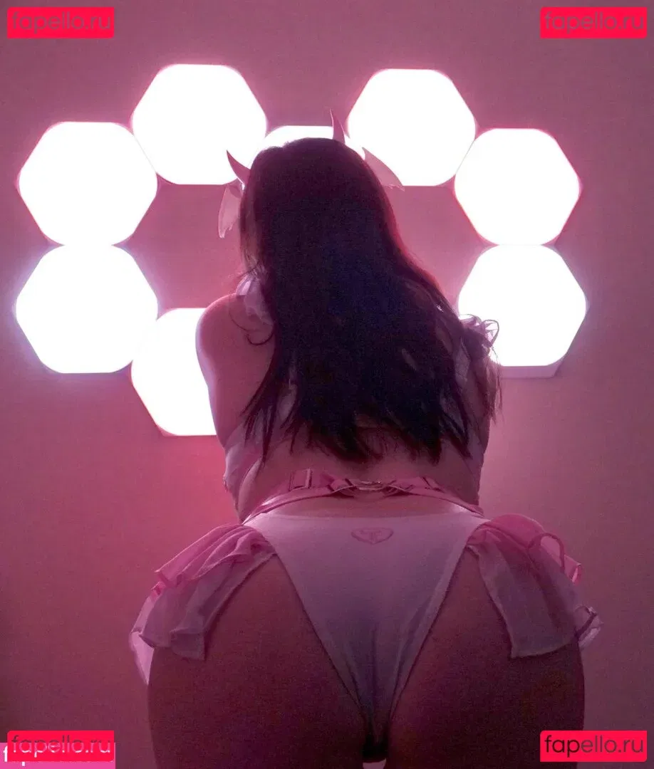 CottontailVA Onlyfans Photo Gallery 