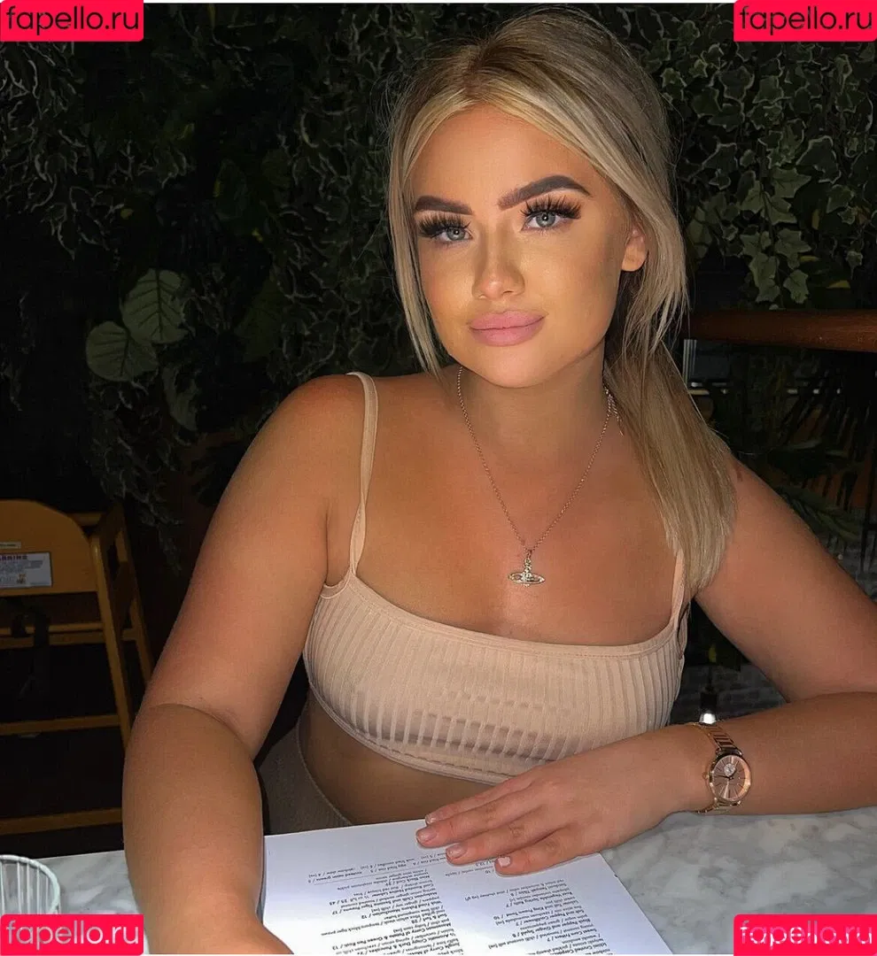 Emily Marlor Onlyfans Photo Gallery 